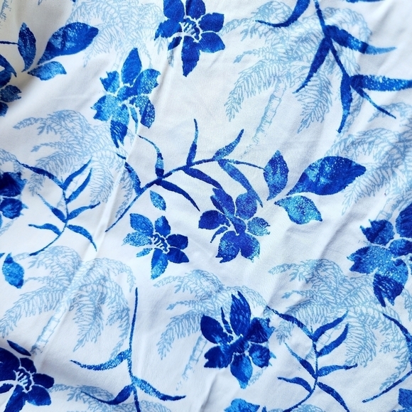 Natural Issue Hawaiian Blue Off-White Men’s Large L Wrinkle Free 100% Cotton EUC - Picture 2 of 7